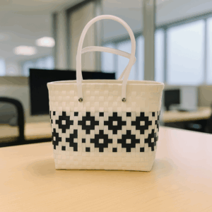 Regular Handbag - WBlack