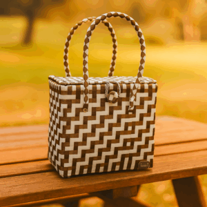 Attached Lid Basket - GBrown